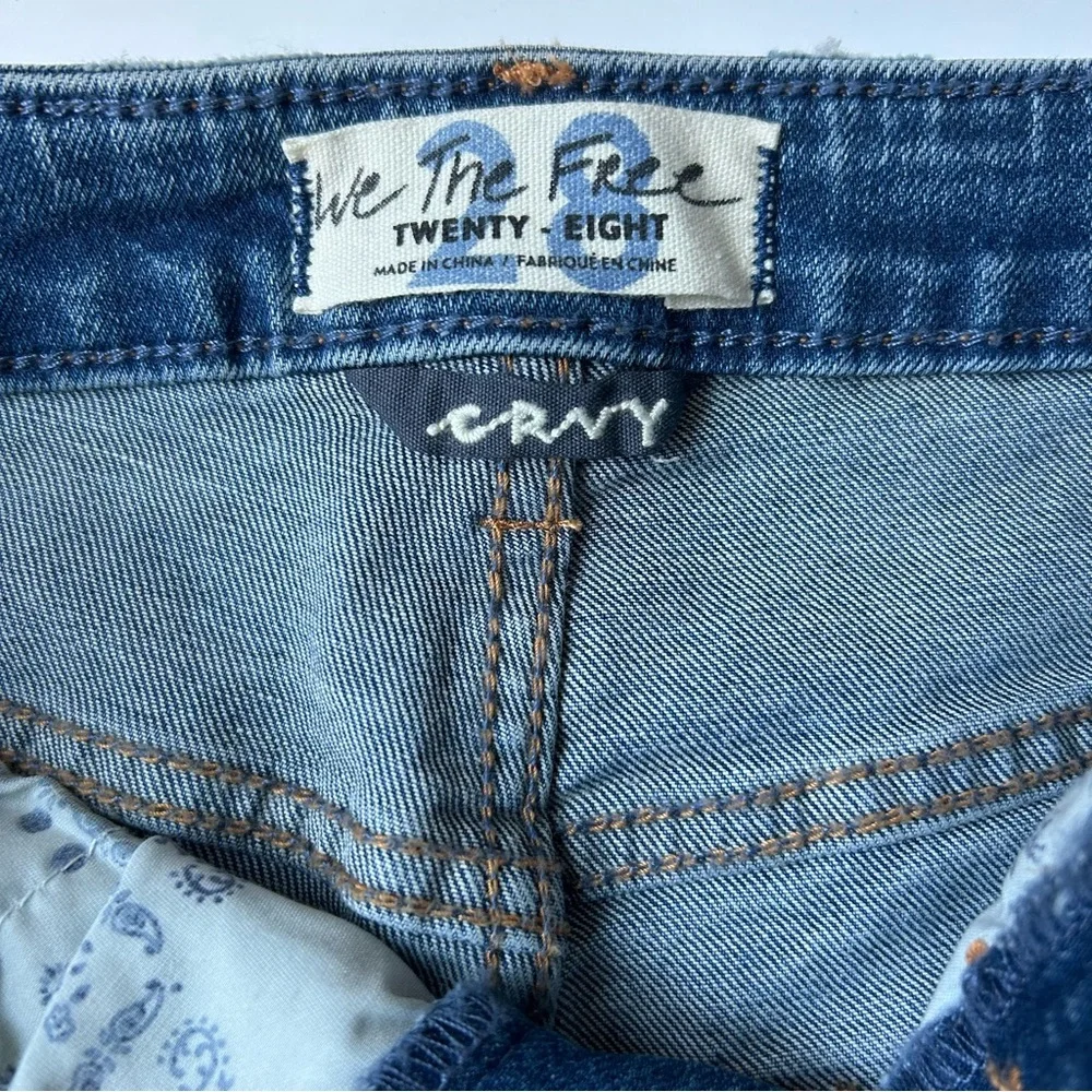 NWT Free People CRVY High Rise Button Fly Denim Shorts, Size 28. - Picture 6 of 7